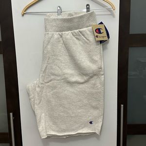 Champion shorts heavyweight reverse weave size XL BNWT